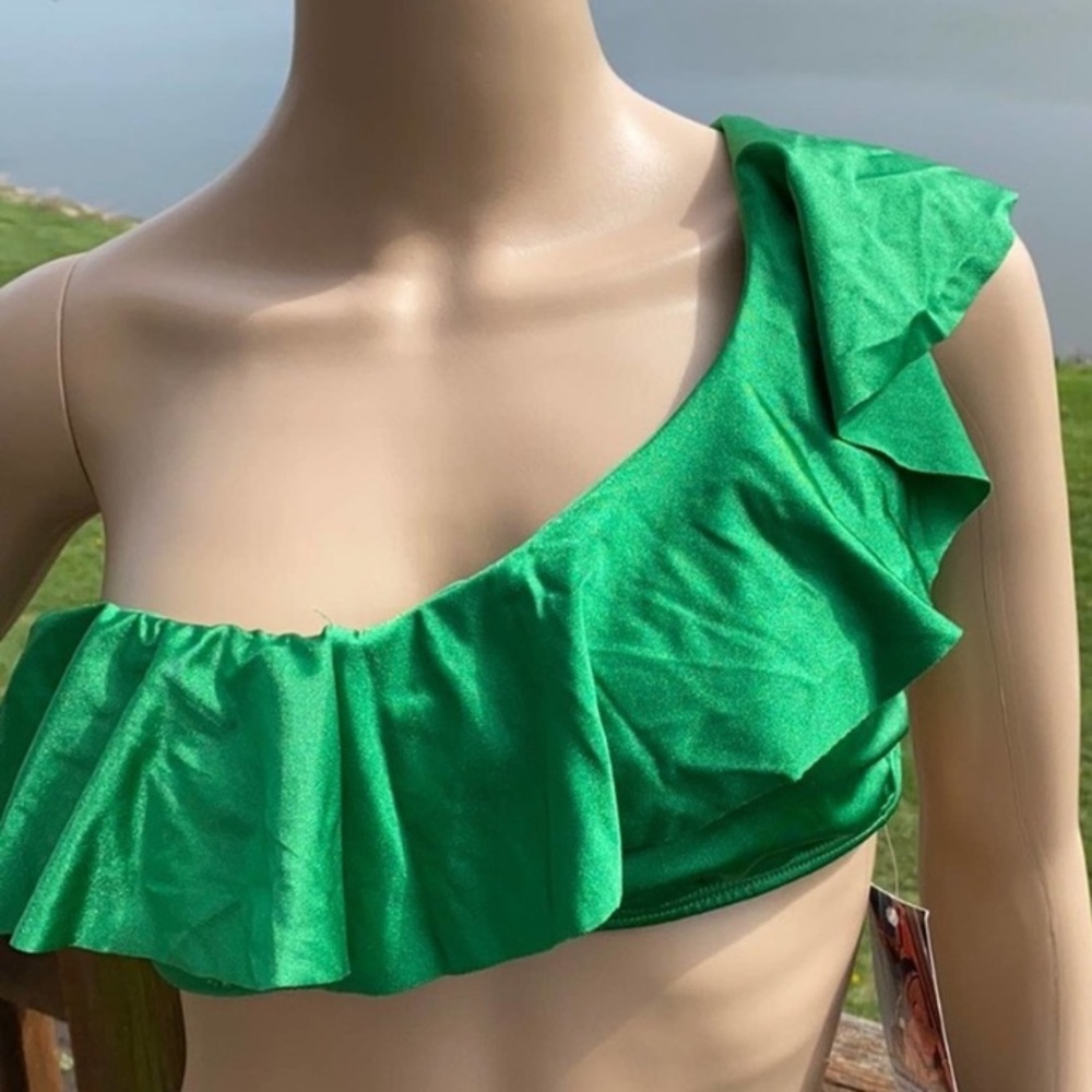 Designer swim Nicolita Rumba bikini top